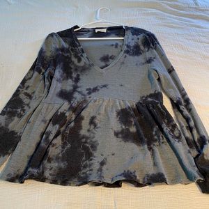 Peplum tie-dye top